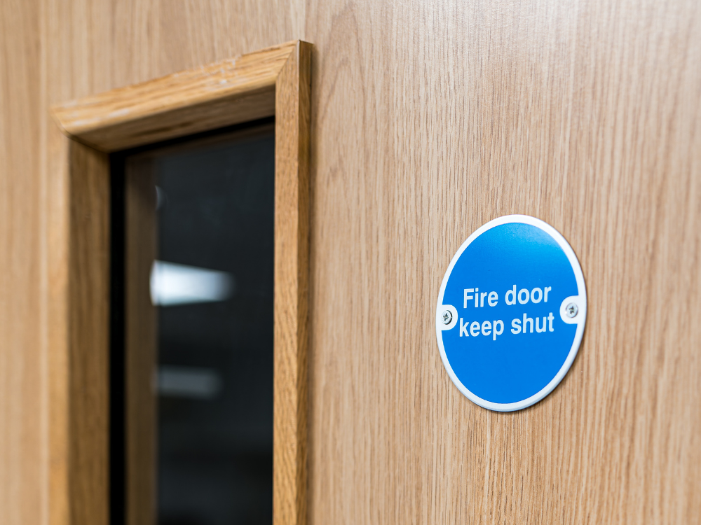 Fire Door Keep Shut 1000x750